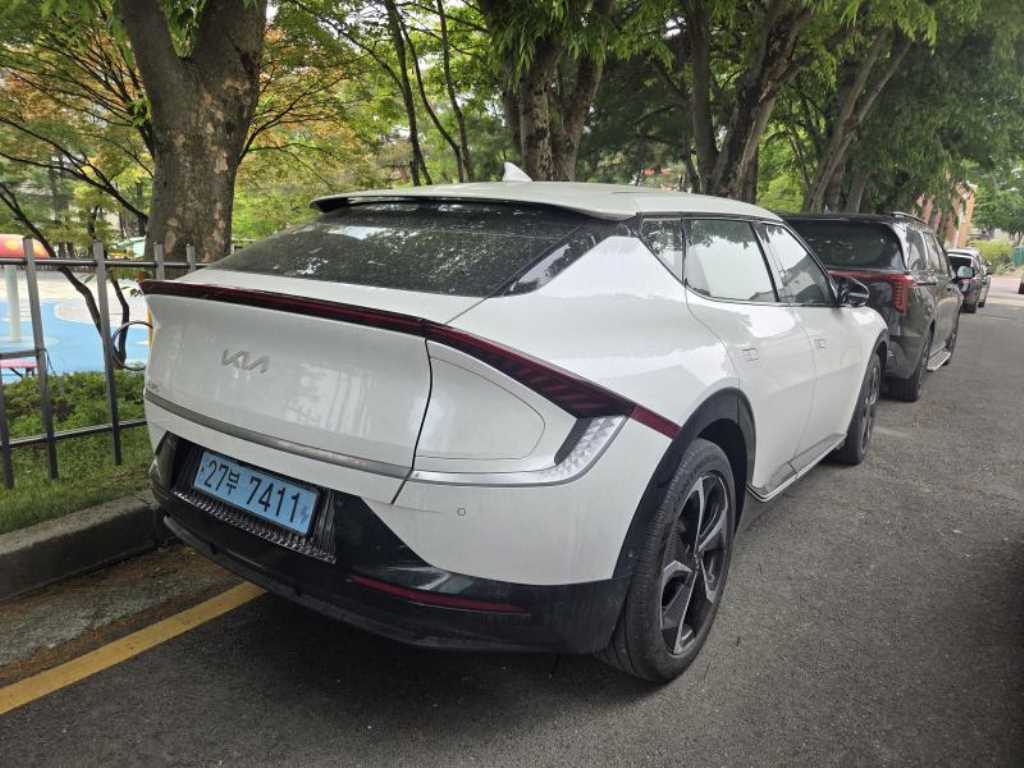 KIA EV6 - Vista 3