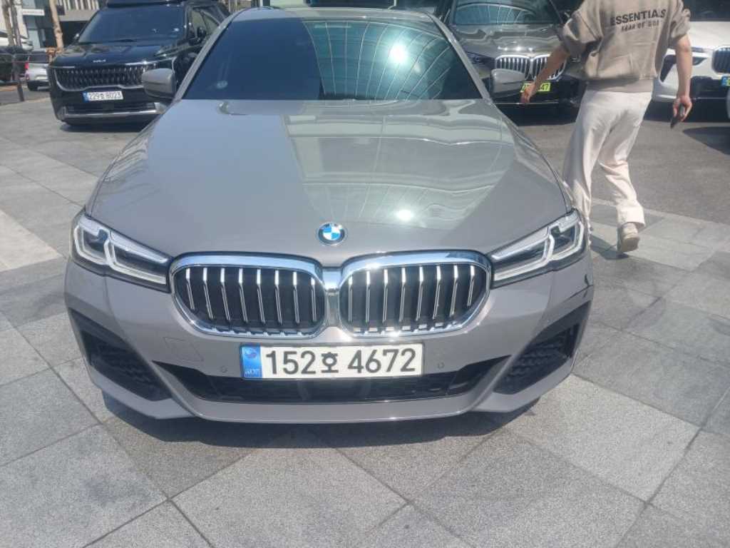 BMW 5 Series 2022 Gris - Importación desde Corea - HF Imports Iquique - Foto 1