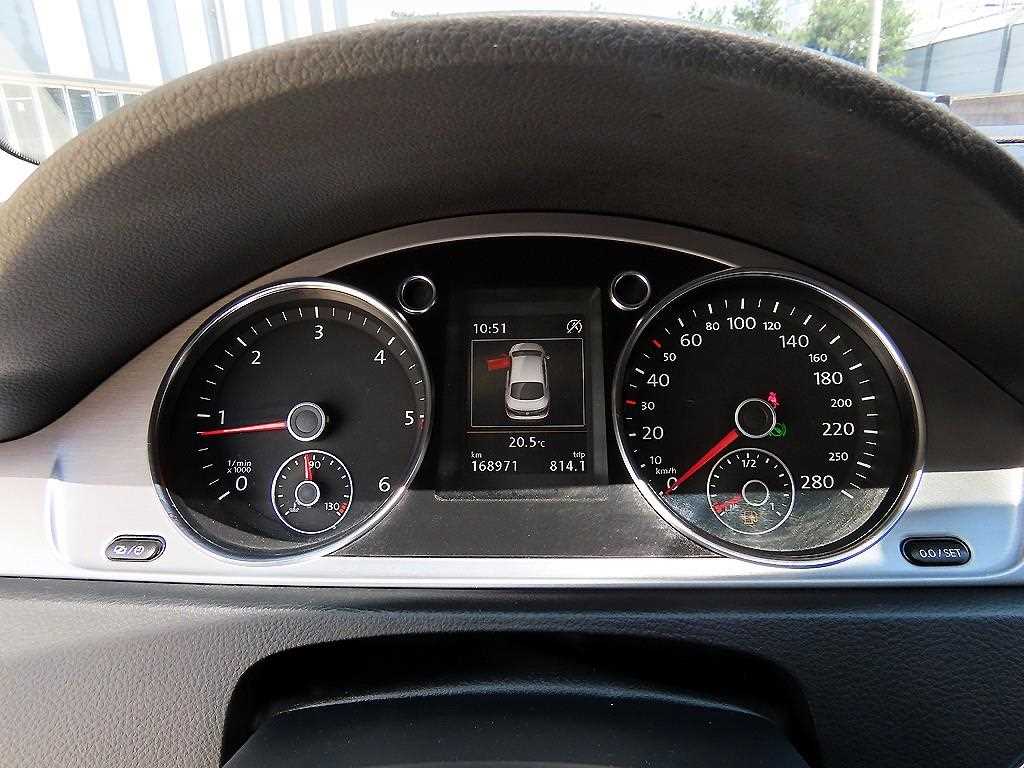 Volkswagen CC - Vista 9