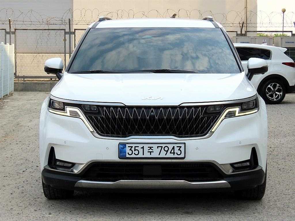 KIA Carnival 2022 Blanco - Importación desde Corea - HF Imports Iquique - Foto 1