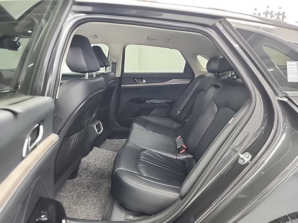 KIA K5 - Vista 12