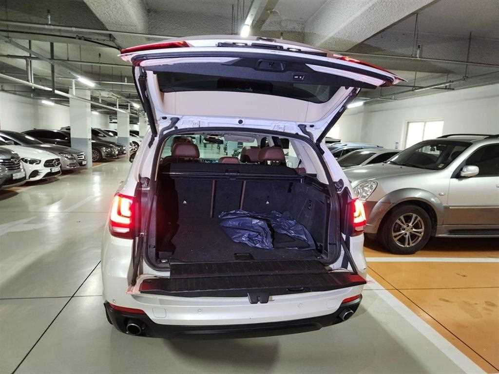 BMW X5 - Vista 6