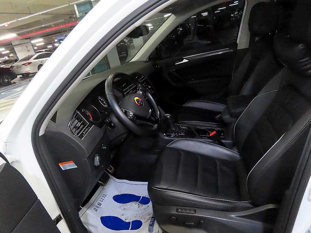 Volkswagen Tiguan - Vista 6