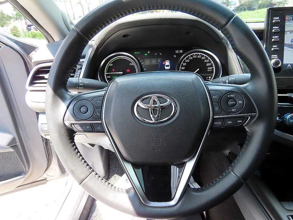 Toyota Camry - Vista 8