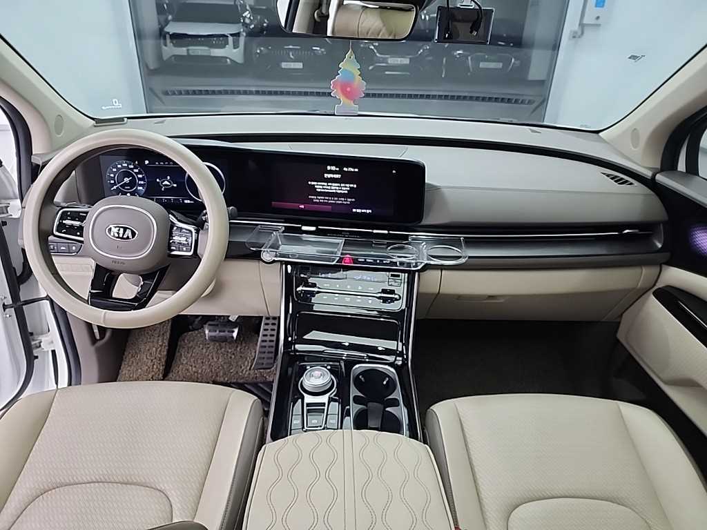 KIA Carnival - Vista 7