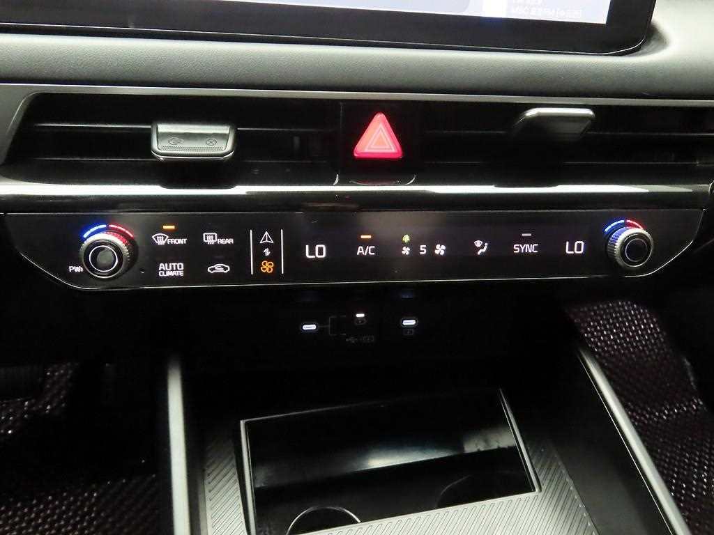 KIA K8 - Vista 9