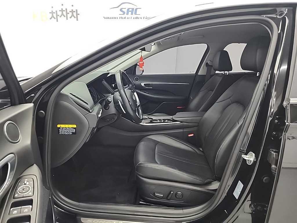 HYUNDAI Sonata - Vista 11