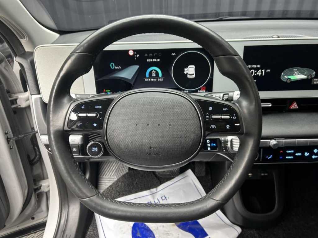 HYUNDAI Ioniq 5 - Vista 9