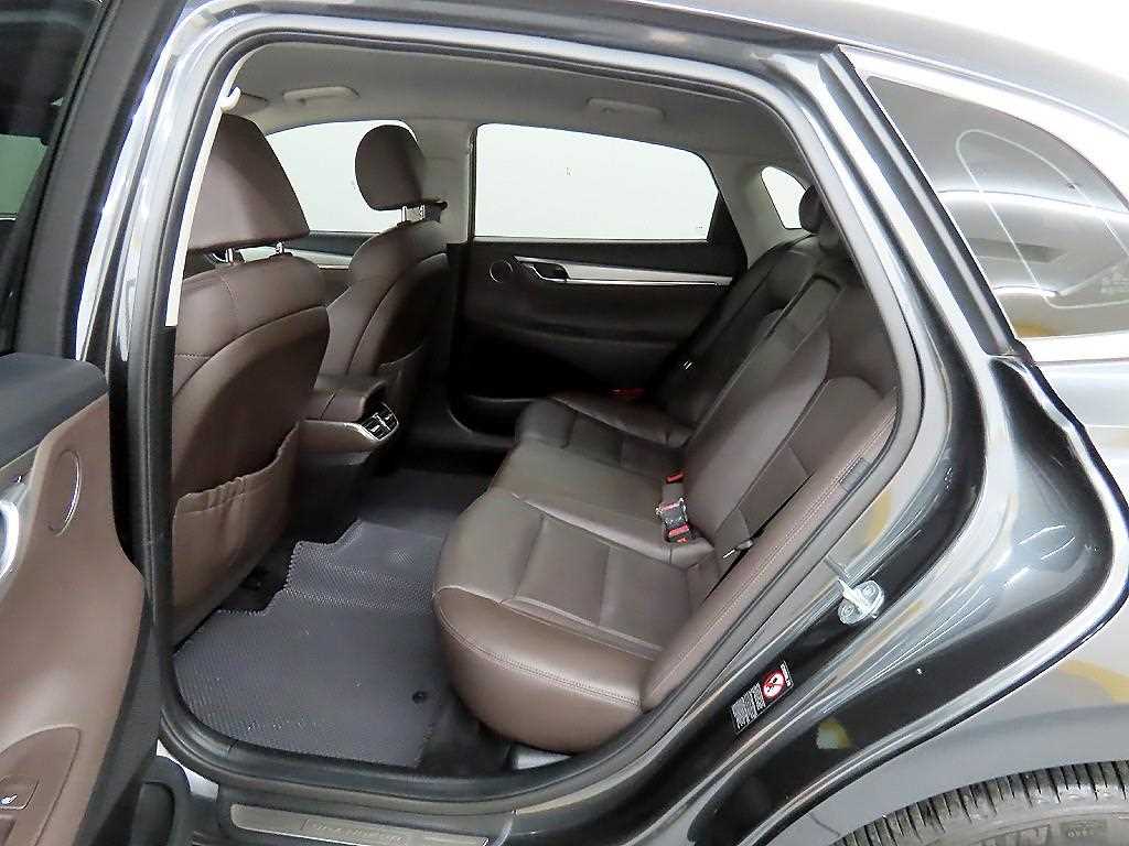 HYUNDAI Grandeur - Vista 6