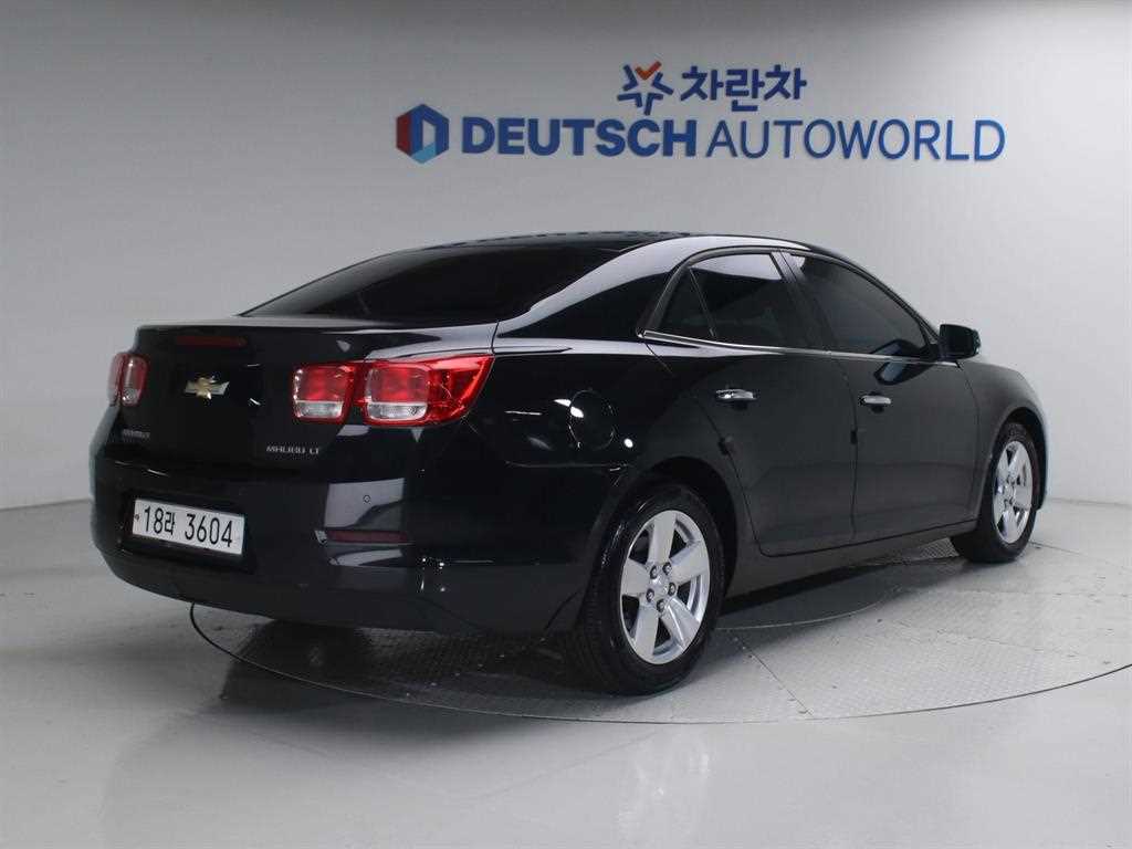 Chevrolet Malibu - Vista 2