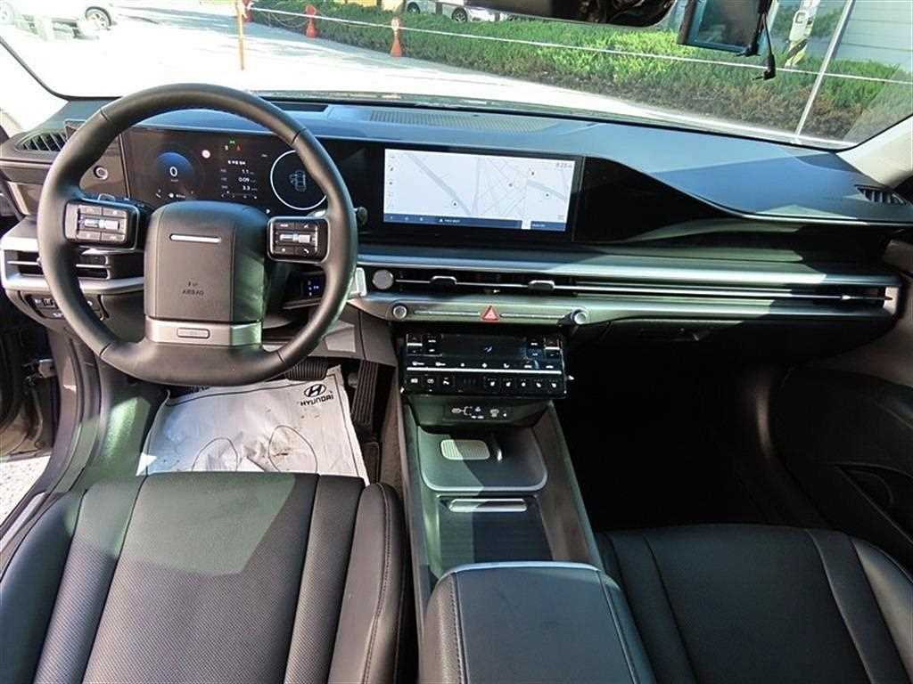 HYUNDAI Grandeur - Vista 6