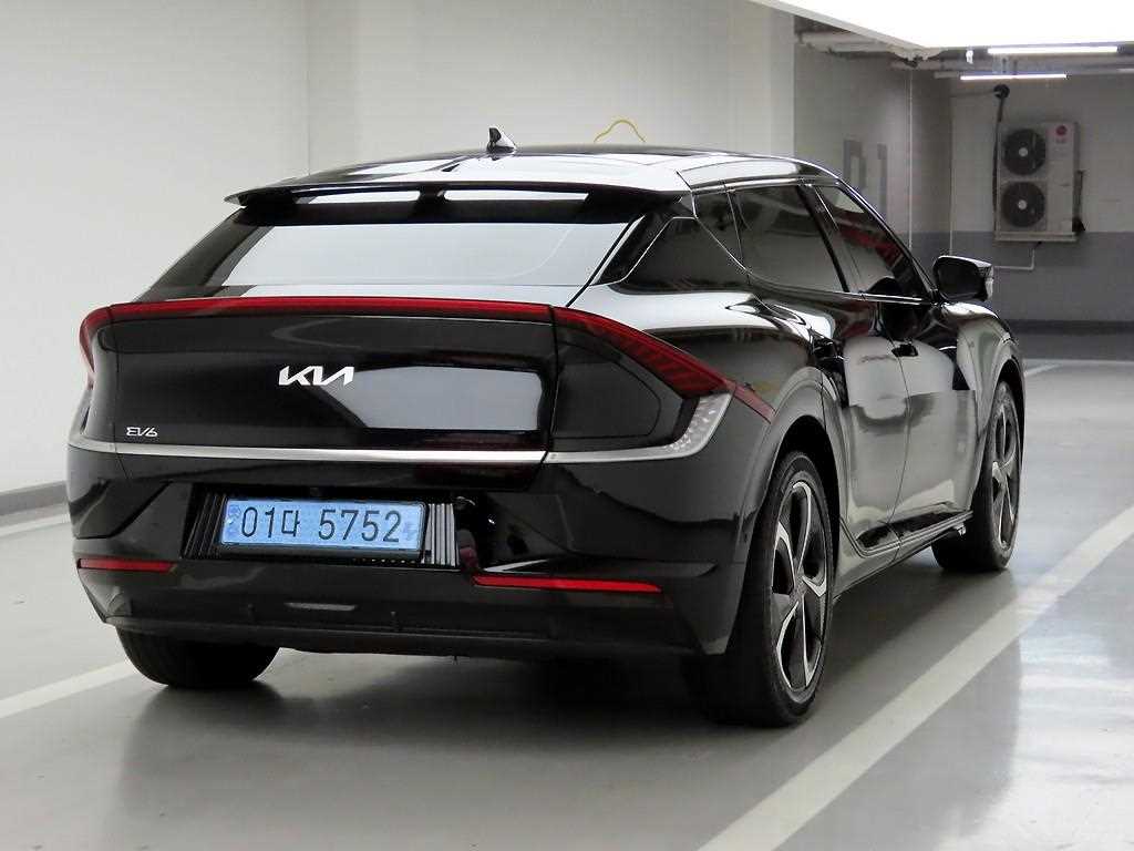 KIA EV6 - Vista 4