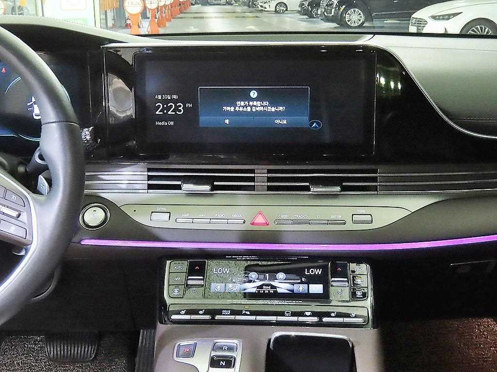 HYUNDAI Grandeur - Vista 11
