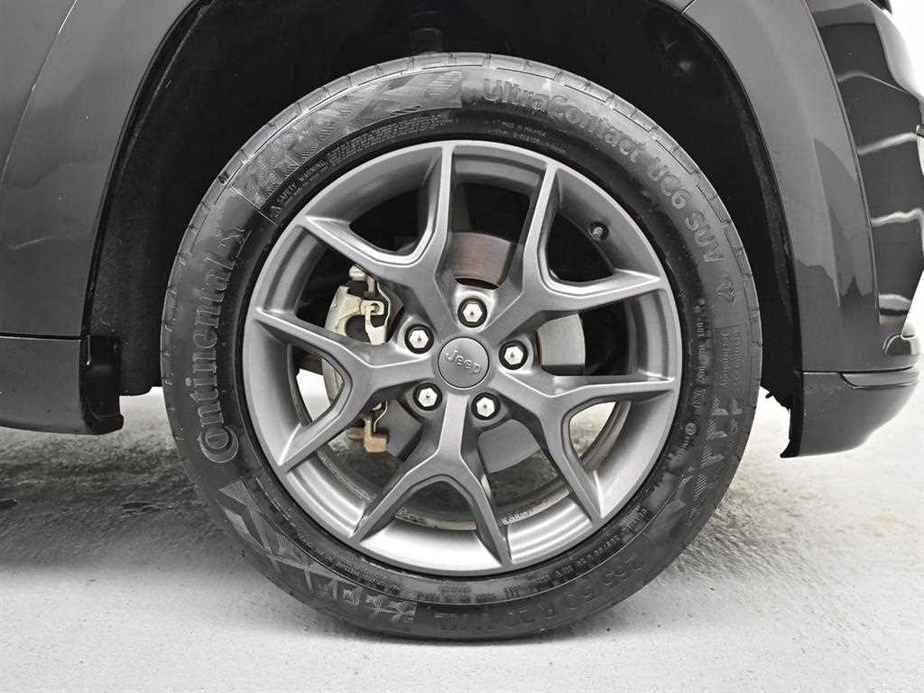 Jeep Cherokee - Vista 5