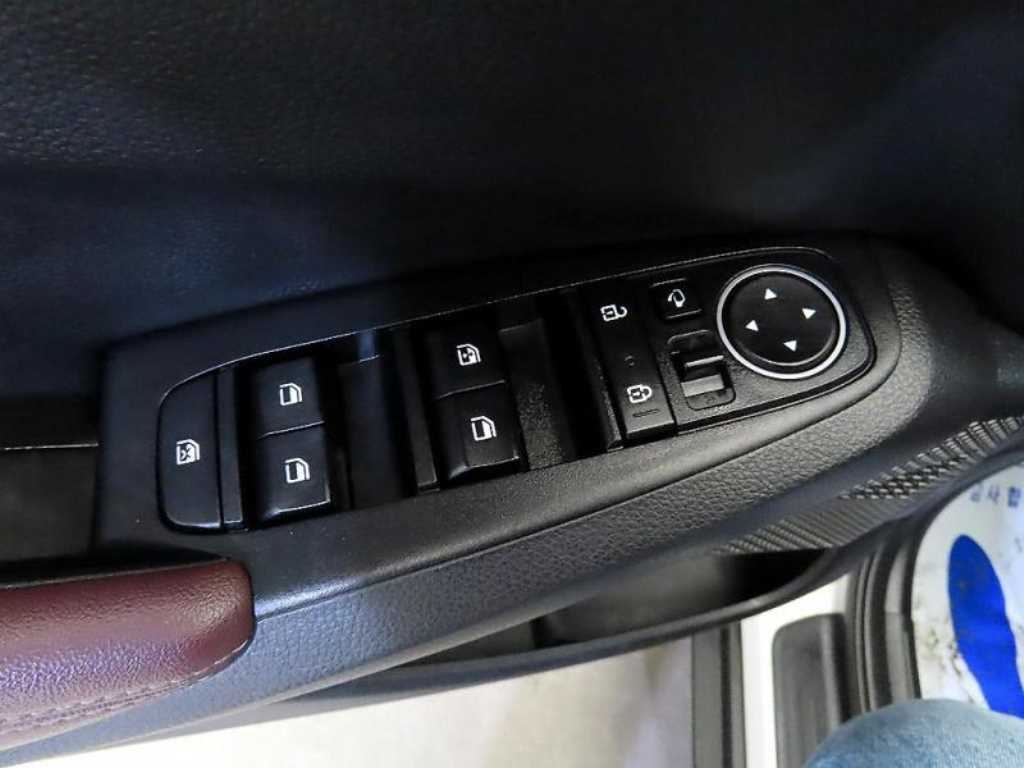 KIA Seltos 2021 Blanco - Importación desde Corea - HF Imports Iquique - Foto 13