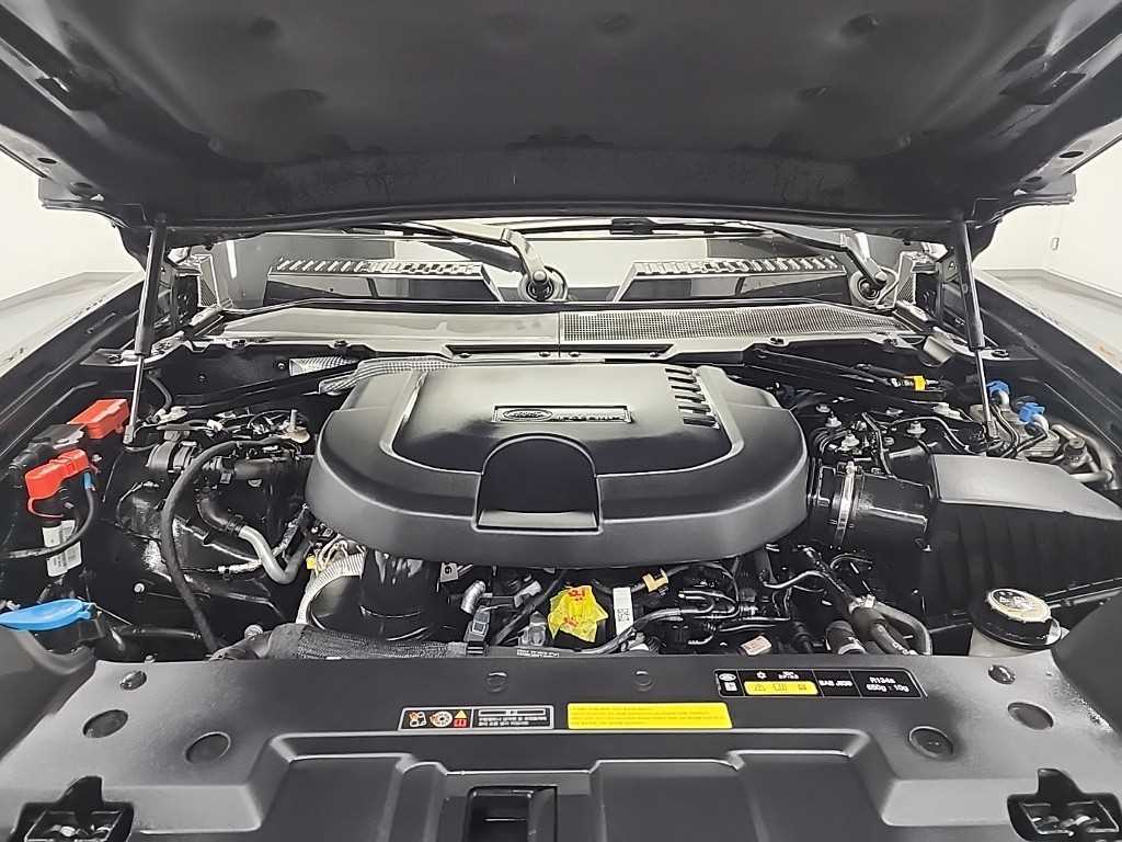 Land Rover Defender - Vista 5