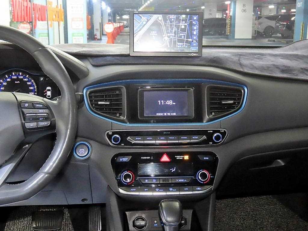 HYUNDAI Ioniq - Vista 11
