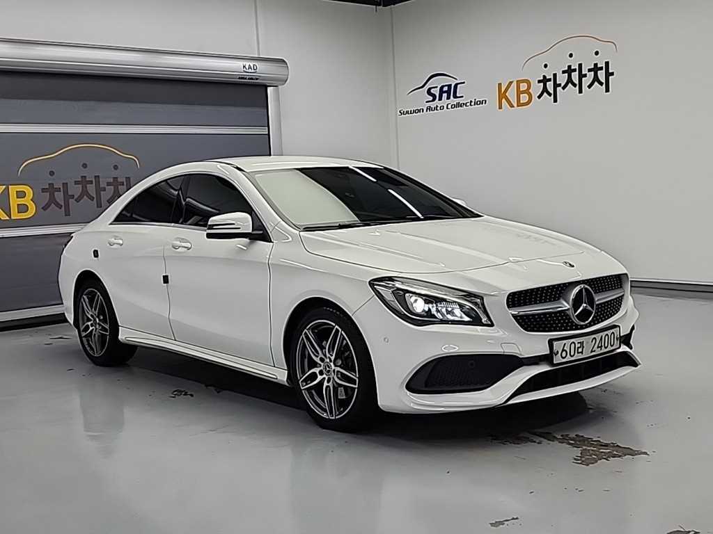 Mercedes Benz CLA Class - Vista 4
