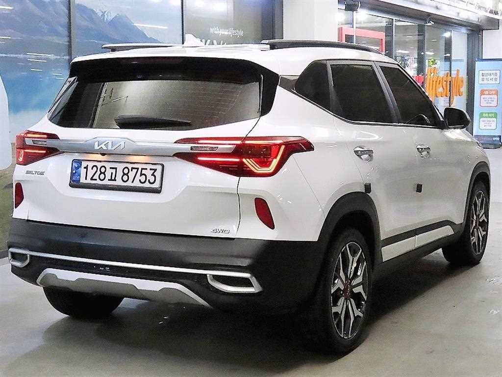 KIA Seltos - Vista 4