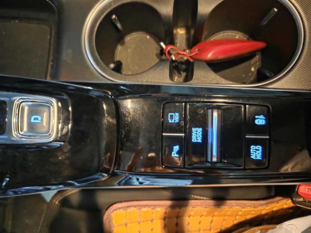 HYUNDAI Sonata - Vista 10