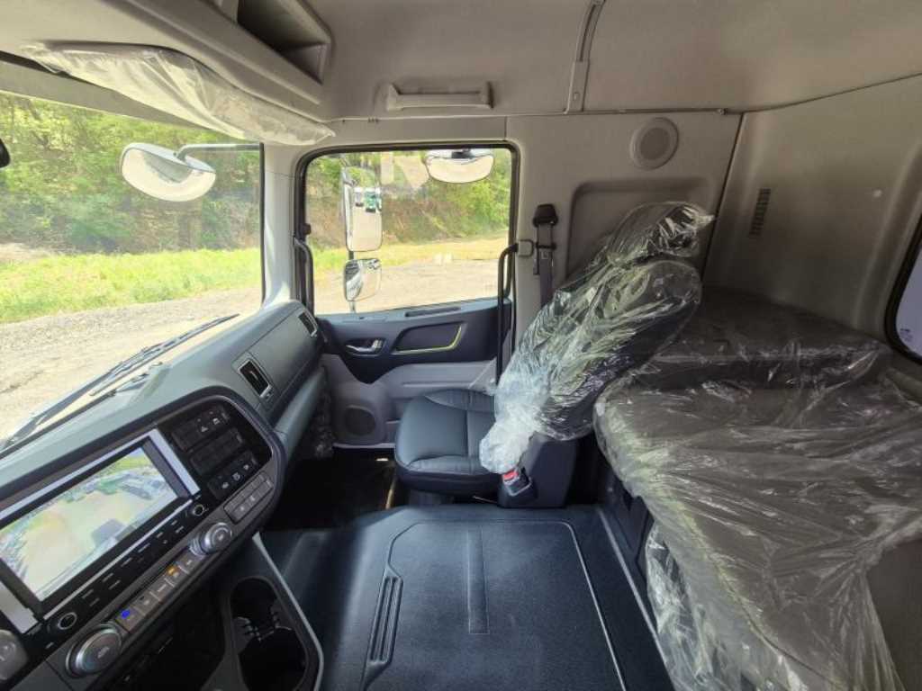 medium and large cargo truck 2023 Blanco - Importación desde Corea - HF Imports Iquique - Foto 17