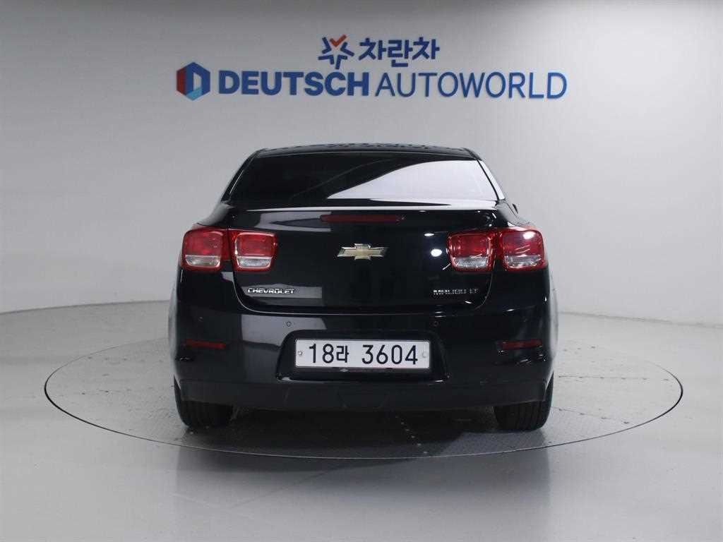 Chevrolet Malibu - Vista 4