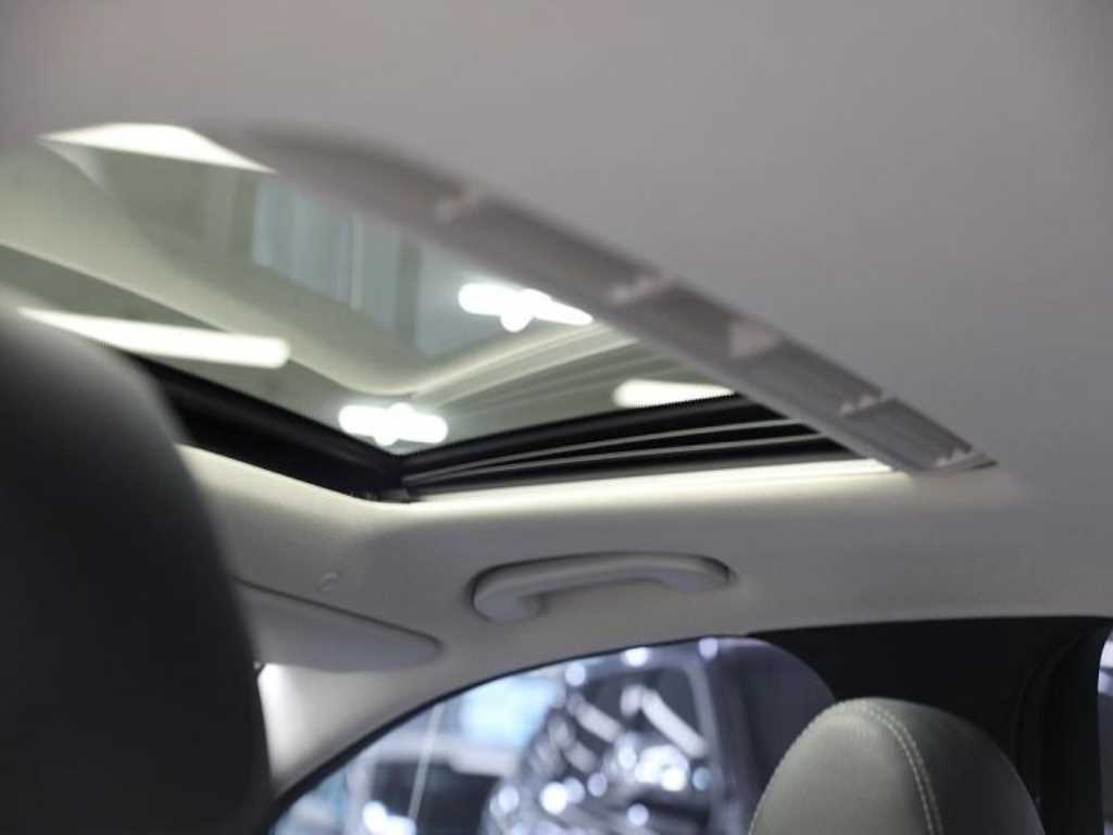 Mercedes Benz E class - Vista 9