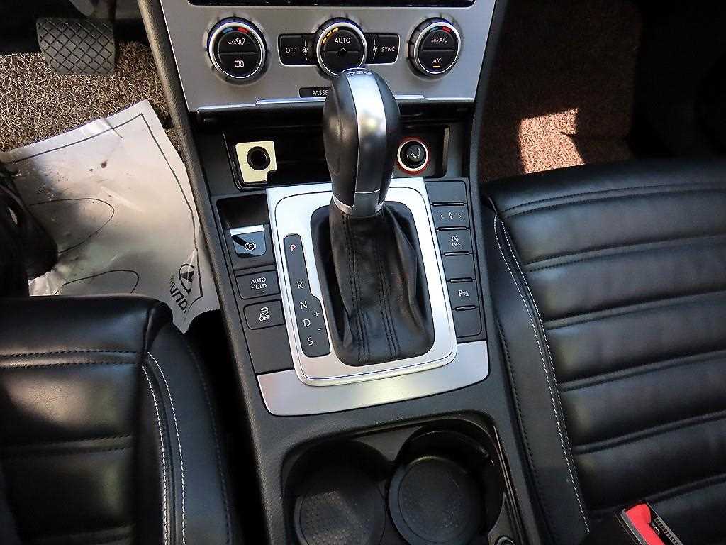 Volkswagen CC - Vista 10