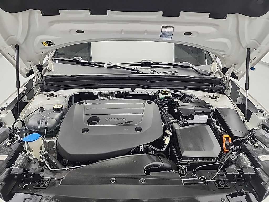 Volvo XC40 - Vista 5