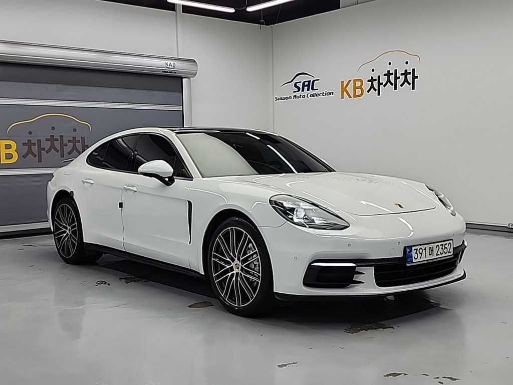 Porsche Panamera - Vista 4