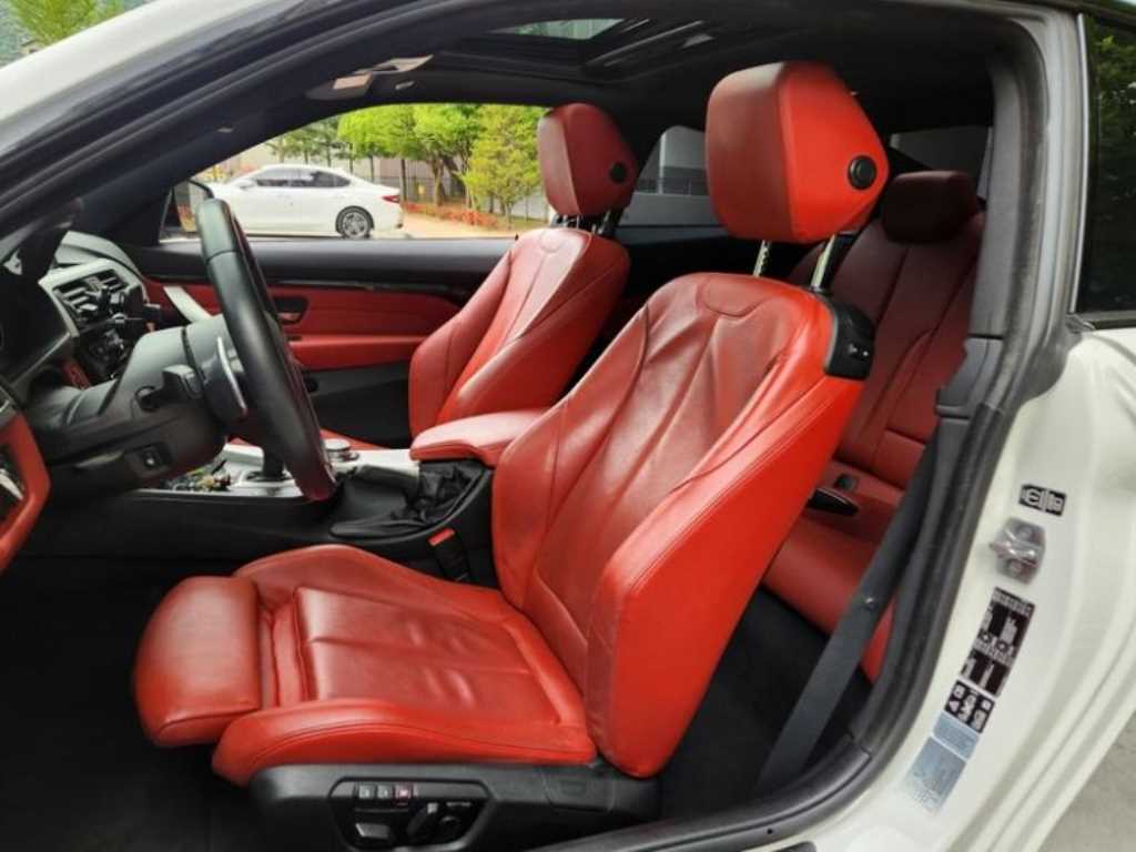 BMW 4 Series - Vista 5
