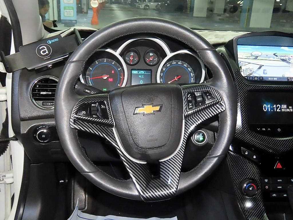 Chevrolet Cruise - Vista 8
