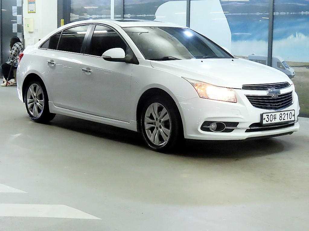 Chevrolet Cruise 2014 Blanco - Importación desde Corea - HF Imports Iquique - Foto 1