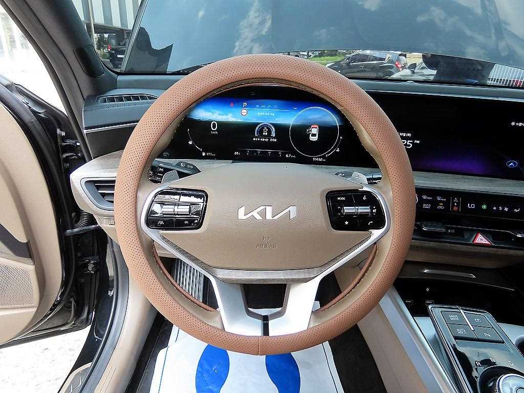KIA K8 - Vista 8