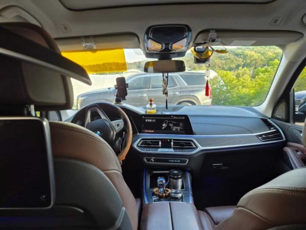 BMW X7 - Vista 6