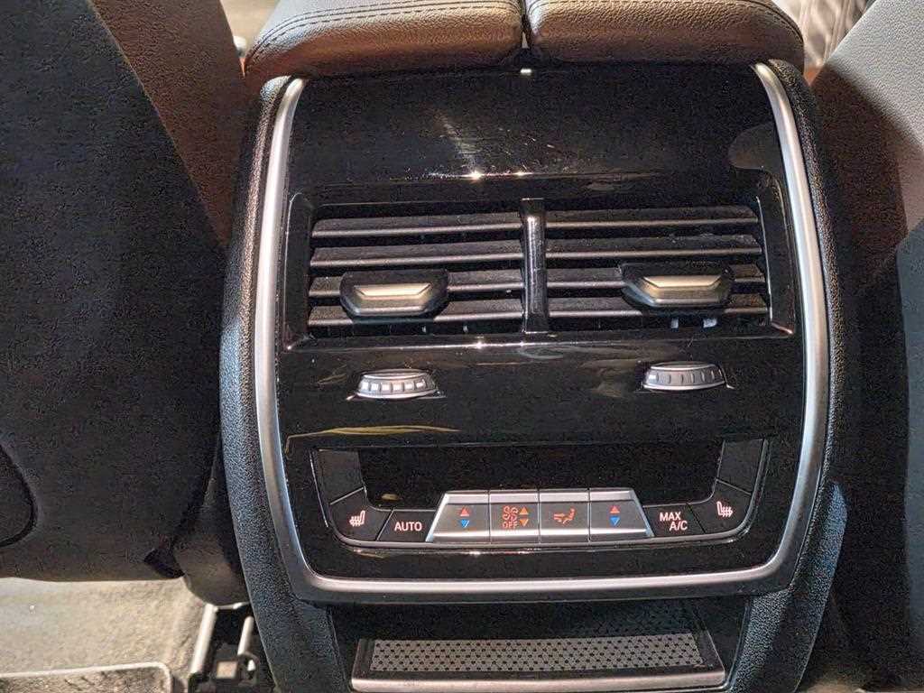 BMW X6 - Vista 10