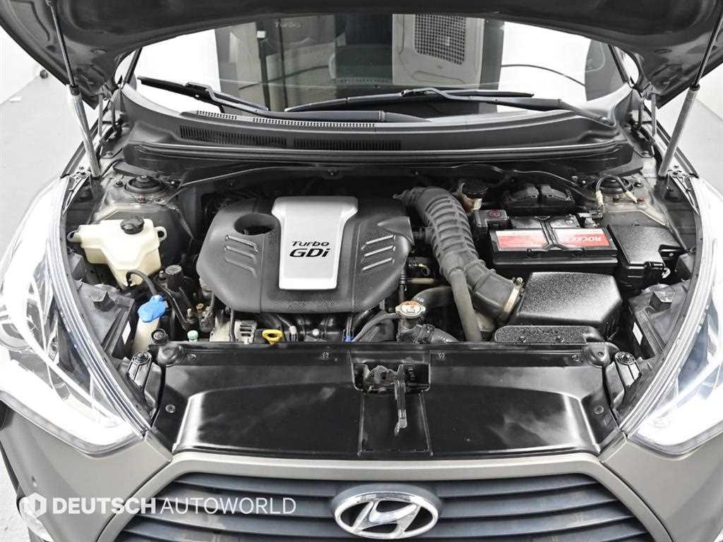 HYUNDAI Veloster - Vista 6