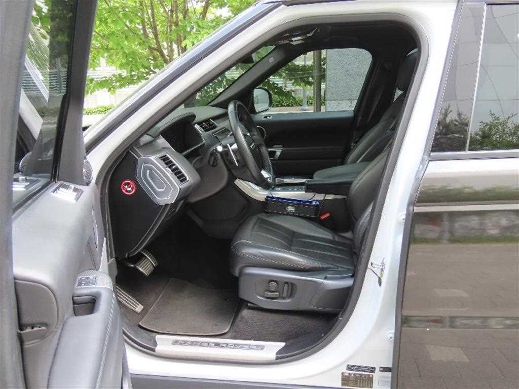 Land Rover Range Rover Sports - Vista 12