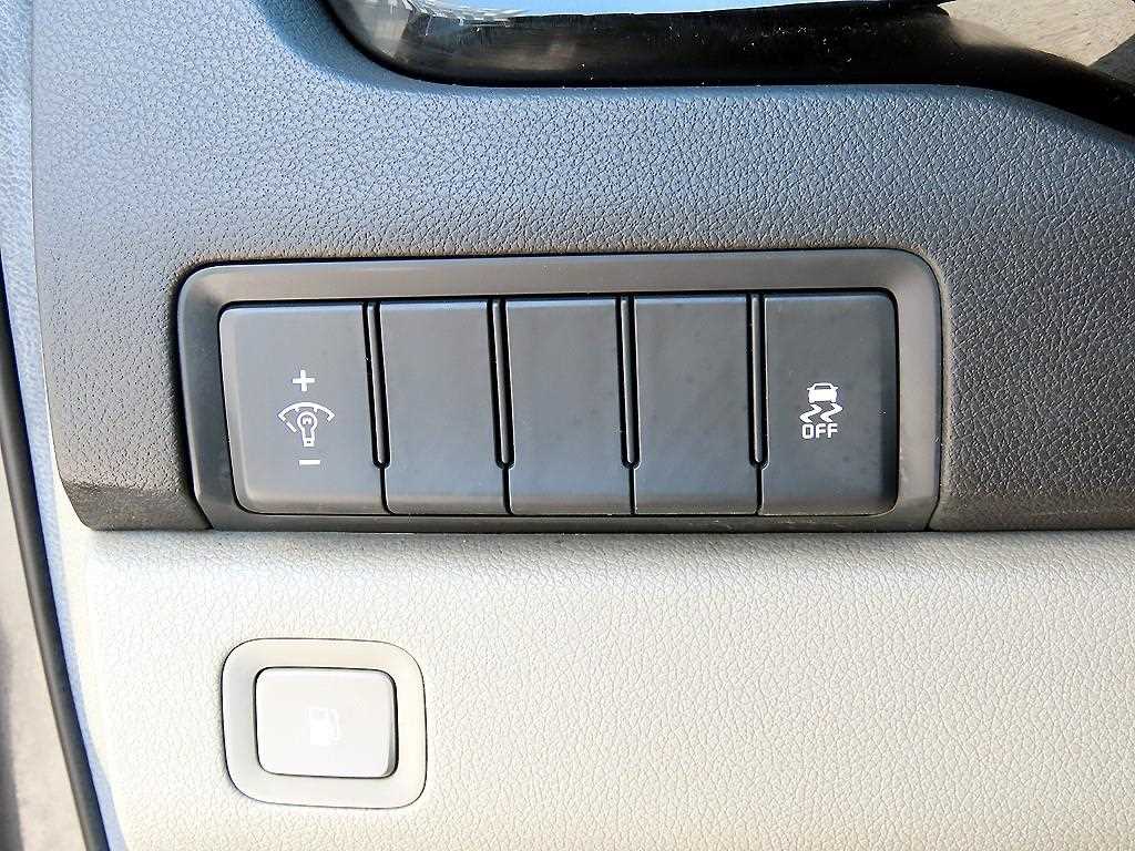 KIA Carnival 2015 Gris - Importación desde Corea - HF Imports Iquique - Foto 13