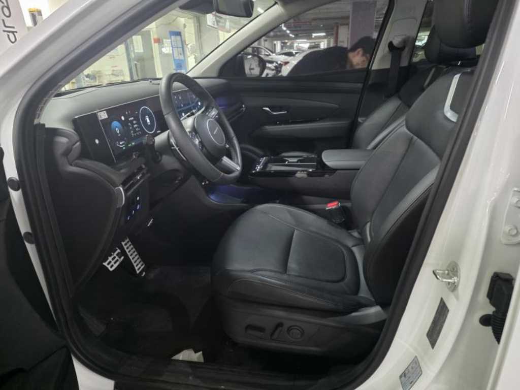 HYUNDAI Tucson - Vista 6