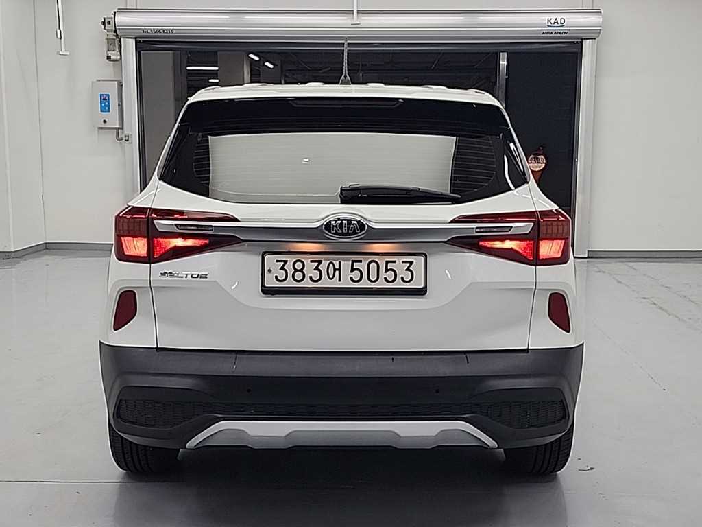 KIA Seltos - Vista 3