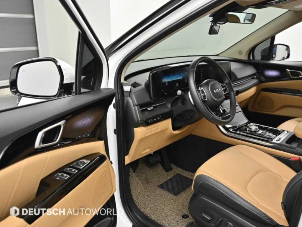 KIA Carnival - Vista 9