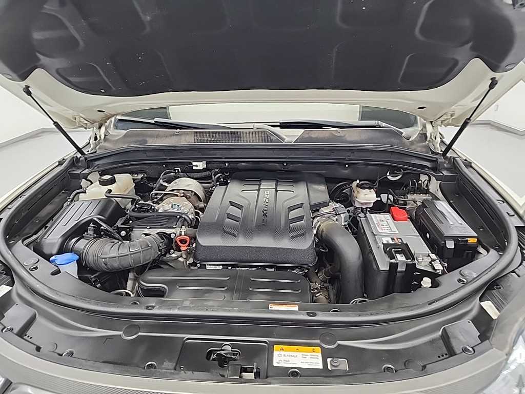 Ssangyong Rexton - Vista 5