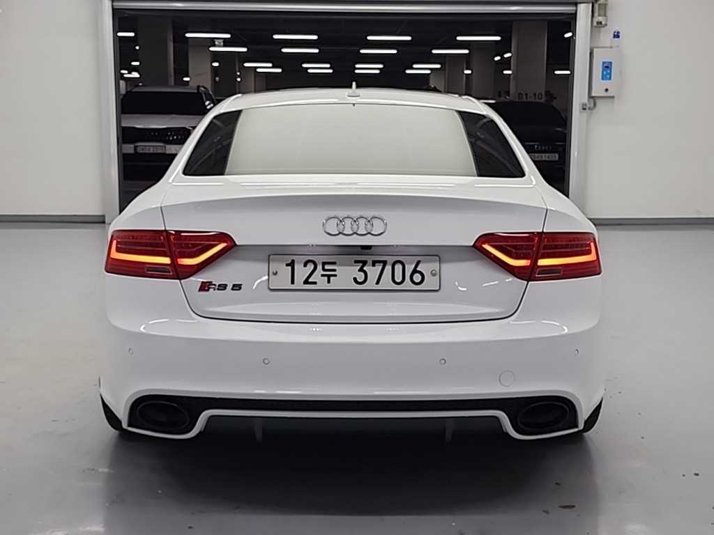 Audi RS5 - Vista 3