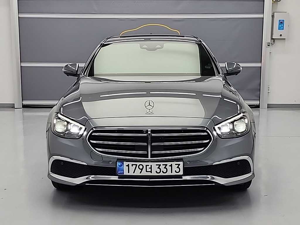 Mercedes Benz E class - Vista 2