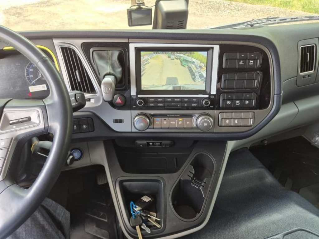 medium and large cargo truck 2023 Blanco - Importación desde Corea - HF Imports Iquique - Foto 15