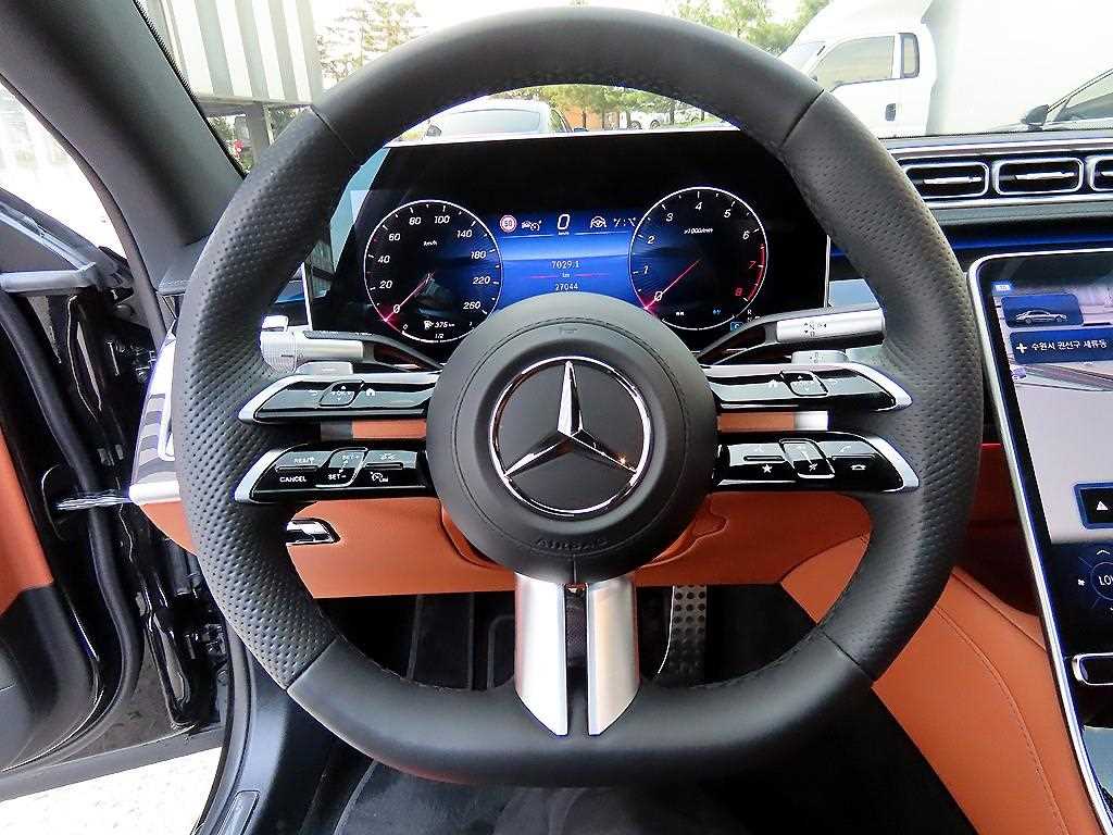 Mercedes Benz S Class - Vista 8
