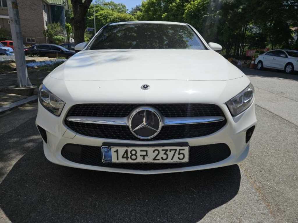 Mercedes Benz A Class 2021 Blanco - Importación desde Corea - HF Imports Iquique - Foto 1