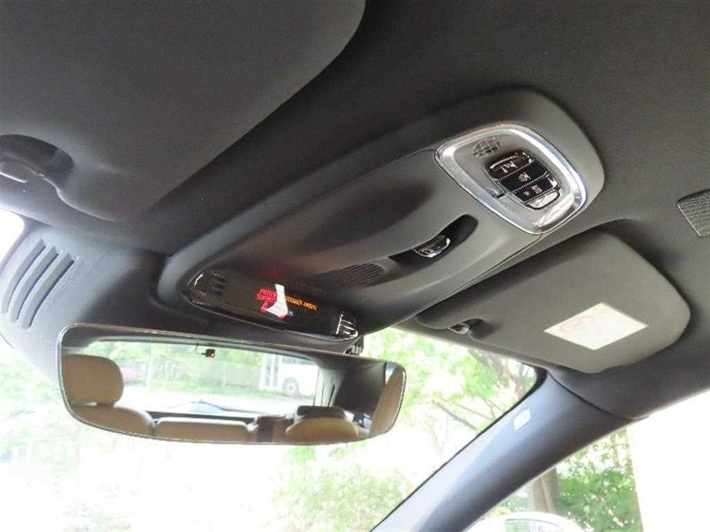 Volvo XC60 - Vista 10