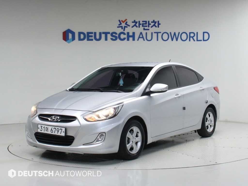 HYUNDAI Accent 2014 - Importación desde Corea - HF Imports Iquique - Foto 1